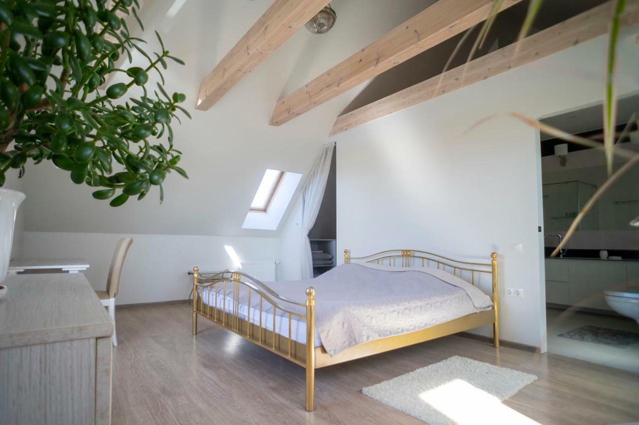 Hotel Sveciu Namai Lanko G. Klaipėda Esterno foto